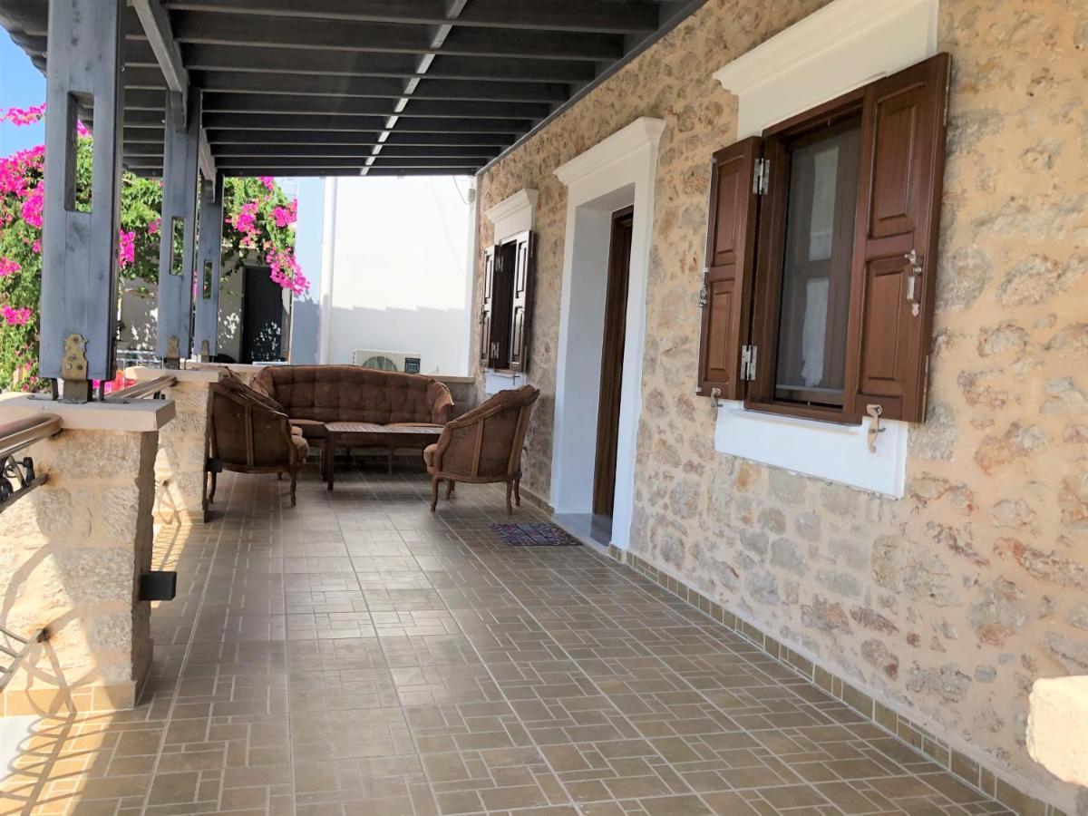 Stone House Halki Villa Bagian luar foto